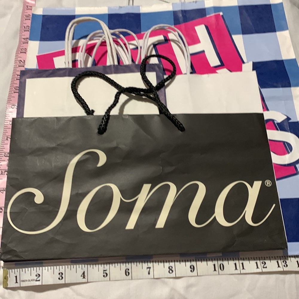 Gift Bags & Boxes